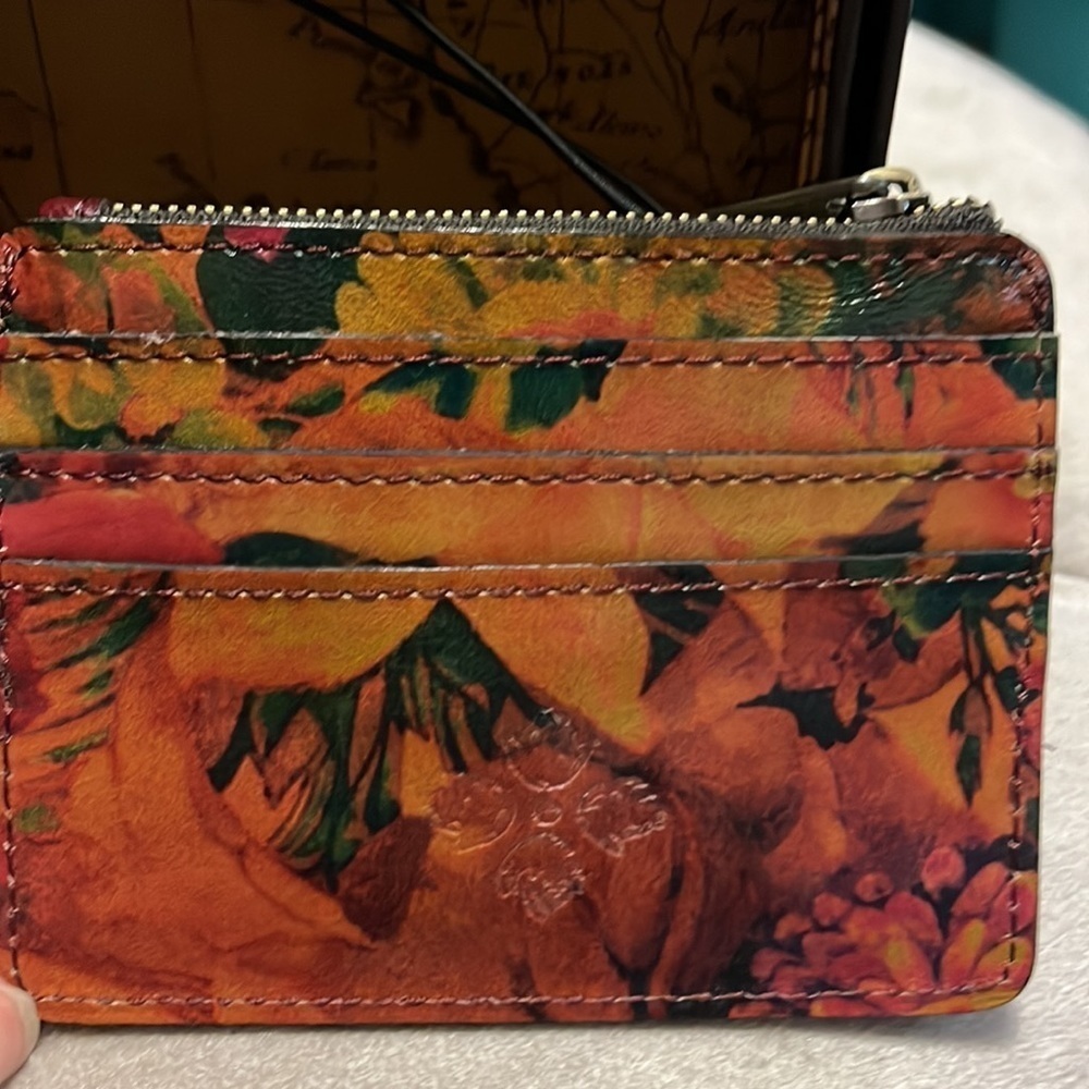Patricia Nash 100% leather convertible, backpack, and credit card wallet, new - Picture 12 of 15